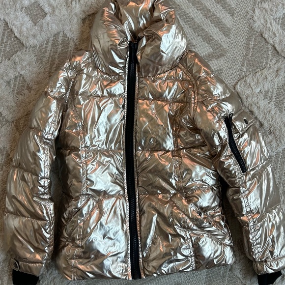 Kids Gold Puffer Jacket - Picture 1 of 1